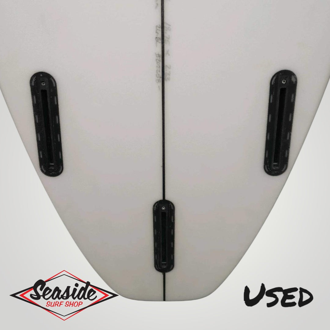 USED Algorithm Surfboards - 5&