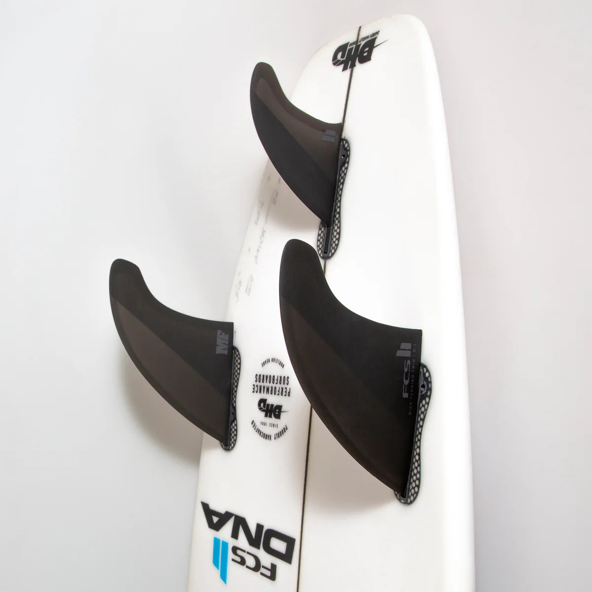 FCS II Mick Fanning Twin + 1 PC Twin Fins - Black/XL